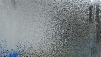 恒溫恒濕試驗(yàn)箱內(nèi)凝露現(xiàn)象是如何產(chǎn)生的？